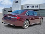 Used 2017 Lincoln Continental Select image 4