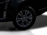 New 2025 Cadillac XT5 Luxury image 2