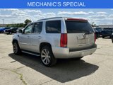 Used 2014 Cadillac Escalade Luxury image 3