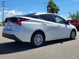 Used 2019 Toyota Prius LE image 3