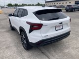 New 2025 Chevrolet Trax RS w/ Sunroof Package image 5