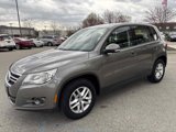 Used 2011 Volkswagen Tiguan S image 3
