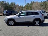 Used 2020 Jeep Cherokee Latitude image 2