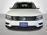 Used 2021 Volkswagen Tiguan SE w/ Panoramic Sunroof Package image 3