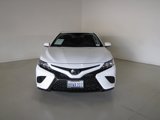 Used 2020 Toyota Camry SE image 2