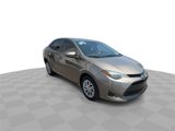 Used 2018 Toyota Corolla LE image 2