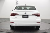 Used 2021 Volkswagen Jetta SE w/ SE Cold Weather Package image 5