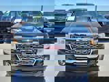 Used 2022 GMC Canyon Denali image 2