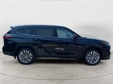 Used 2024 Toyota Highlander Platinum image 6