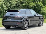 Certified 2023 Porsche Cayenne Platinum Edition image 6