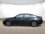 Used 2023 Nissan Altima 2.5 SV w/ SV Premium Package image 3