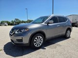 Used 2018 Nissan Rogue SV image 3