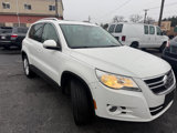 Used 2011 Volkswagen Tiguan S image 2