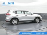 Used 2018 Nissan Rogue S image 3