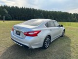 Used 2017 Nissan Altima 2.5 SL w/ Moonroof Package image 4