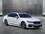 Used 2017 BMW 750i image 3