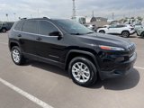 Used 2017 Jeep Cherokee Latitude w/ Comfort/Convenience Group image 2