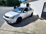 Used 2010 Ford Focus SES image 2