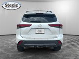 Used 2022 Toyota Highlander Limited image 4