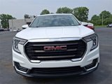 Used 2022 GMC Terrain SLE w/ Driver Convenience Package image 2