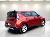 Used 2023 Kia Soul S image 3