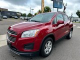 Used 2015 Chevrolet Trax LT w/ LT Sun and Sound Package image 3