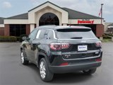 Used 2022 Jeep Compass Latitude image 3