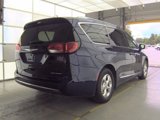 Used 2018 Chrysler Pacifica Limited w/ Advanced Safetytec Group image 4
