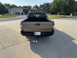 Used 2011 Toyota Tacoma 2WD Regular Cab image 4