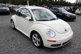 Used 2008 Volkswagen Beetle Triple White Edition image 4