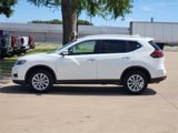 Used 2019 Nissan Rogue SV image 4
