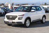 Used 2021 Hyundai Venue SE image 3