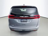 New 2025 Chrysler Pacifica Select image 6
