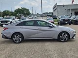 New 2025 Hyundai Elantra Sport image 4