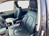 Used 2022 Chrysler Pacifica Touring-L image 2