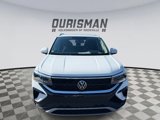 Used 2022 Volkswagen Taos SE w/ Panoramic Sunroof Package image 2