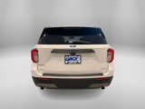 Used 2022 Ford Explorer XLT w/ Equipment Group 202A image 3