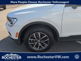 Used 2021 Volkswagen Tiguan S image 2