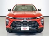 Used 2024 Chevrolet Trax ACTIV w/ Sunroof Package image 2