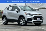 Used 2022 Chevrolet Trax LT w/ LT Convenience Package image 2