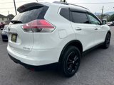Used 2015 Nissan Rogue SV w/ SV Moonroof Package image 3