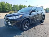 Used 2019 Toyota Highlander LE image 3