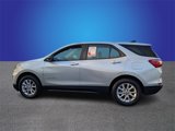 Used 2021 Chevrolet Equinox LS image 2