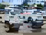 Used 2022 Nissan Rogue SV image 2