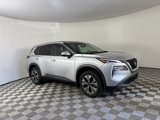 Used 2022 Nissan Rogue SV image 2