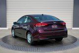 Used 2017 Kia Forte LX image 5