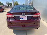 Used 2017 Ford Fusion SE w/ Fusion SE Technology Package image 4