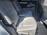 Used 2019 Toyota Highlander XLE image 4