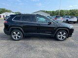 Used 2019 Jeep Cherokee Limited image 6