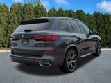 Used 2022 BMW X5 xDrive40i w/ M Sport Package image 4